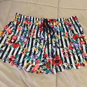 Sleep shorts floral and striped